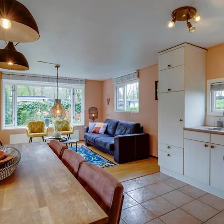 Louis Met Riante Tuin En 3 Slaapkamer 6p 木屋 皮滕