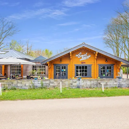 Louis Met Riante Tuin En 3 Slaapkamer 6p * 皮滕