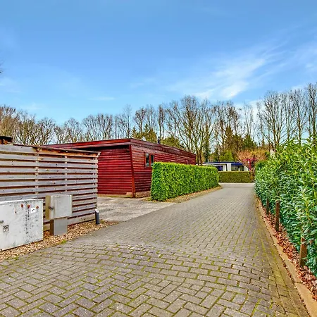 Louis Met Riante Tuin En 3 Slaapkamer 6p * Putten