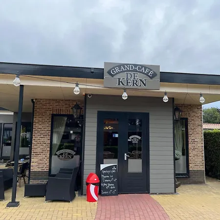 木屋 Louis Met Riante Tuin En 3 Slaapkamer 6p *