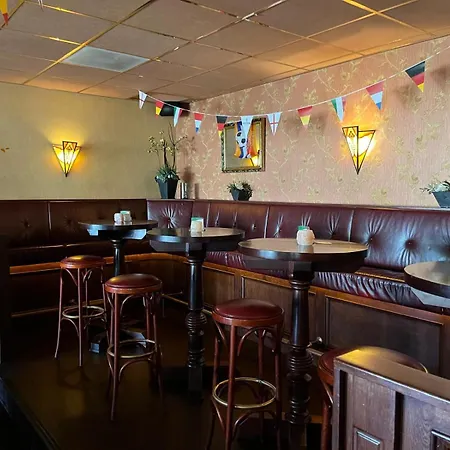 Louis Met Riante Tuin En 3 Slaapkamer 6p 木屋