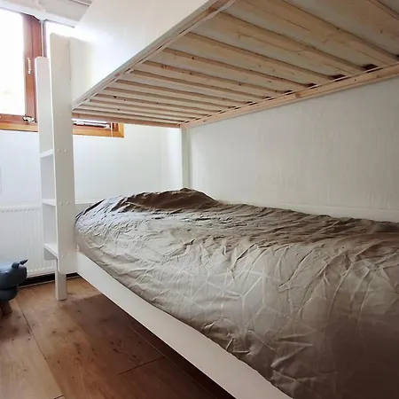 Alpesi faház Louis Met Riante Tuin En 3 Slaapkamer 6p Putten