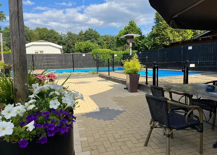 Louis Met Riante Tuin En 3 Slaapkamer 6p Alpstuga Putten