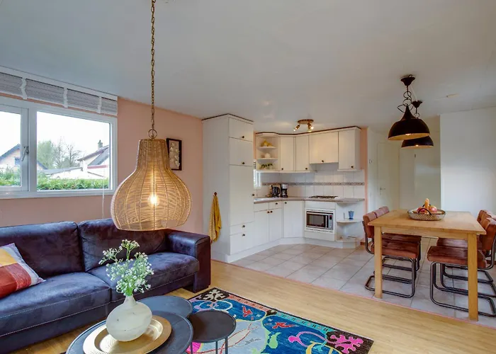 Chalet Louis Met Riante Tuin En 3 Slaapkamer 6p