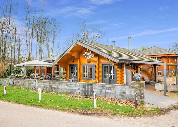 Chalet Louis Met Riante Tuin En 3 Slaapkamer 6p